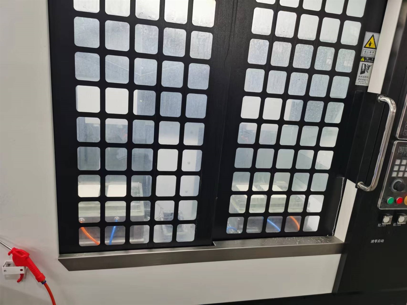 Wire cutting equipment 2 Wire cutting equipment 2